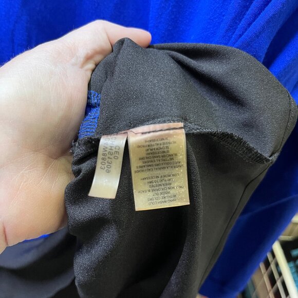 Calvin Klein Loose 2 Layer Top - Picture 5 of 5